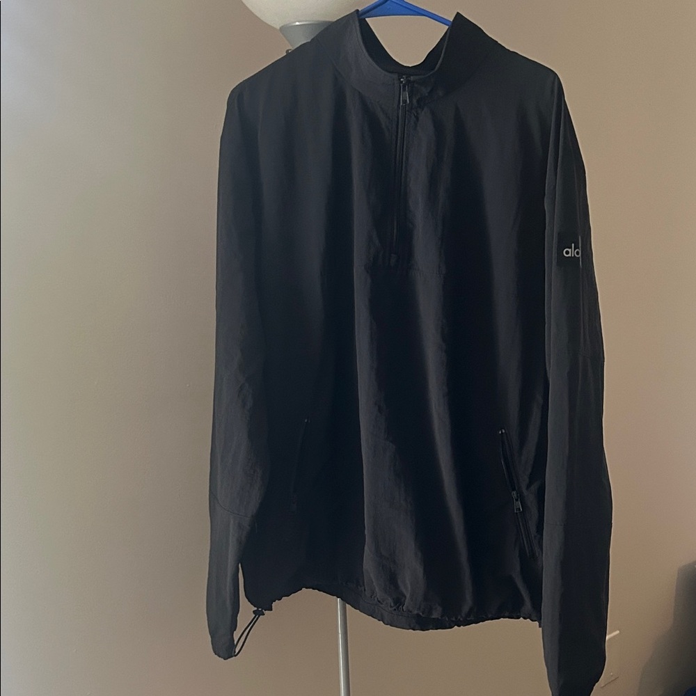 ALO Yoga Women’s Black Half-Zip Windbreaker